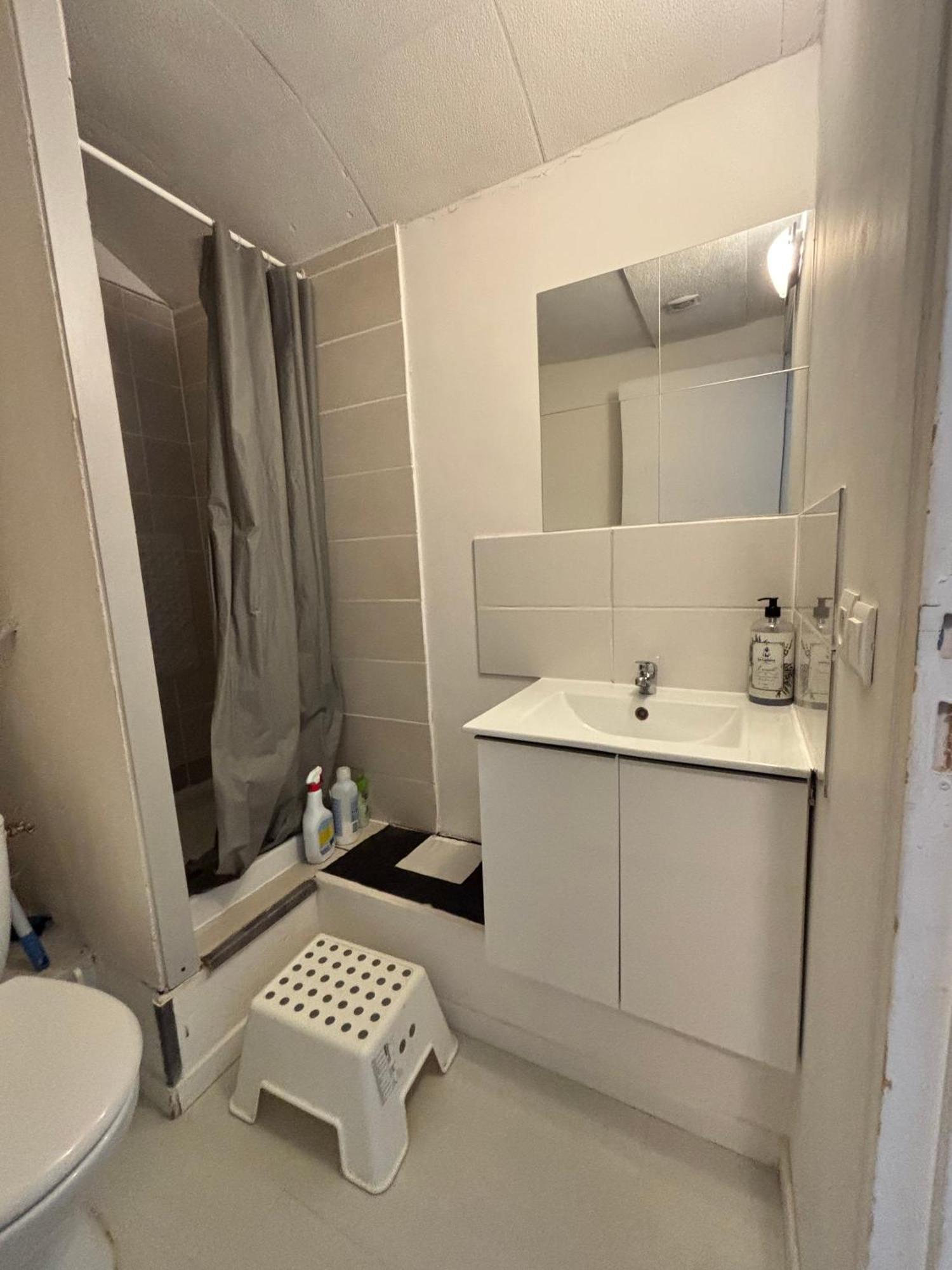 Studette confort et simplicité Besançon Extérieur photo